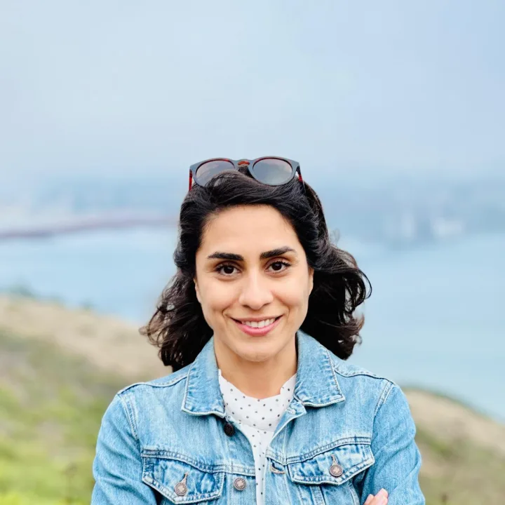 Portrait of Nina Abolhassani